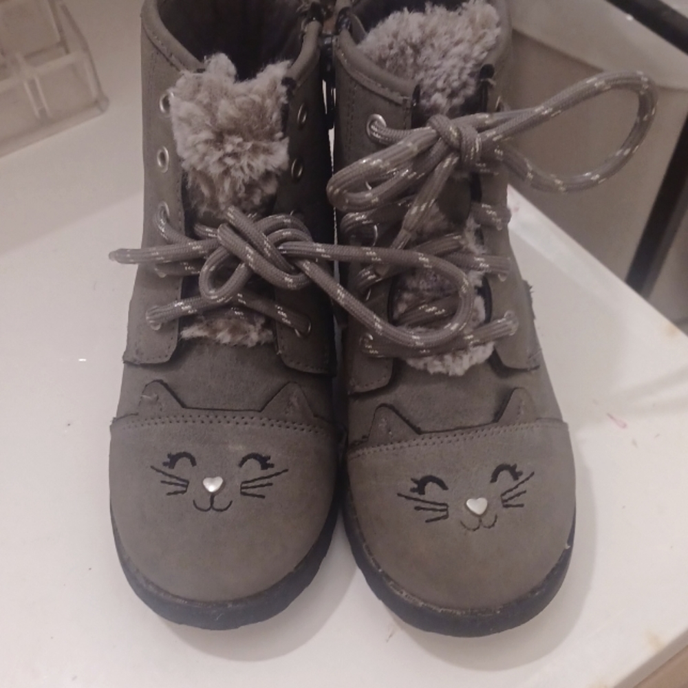 Wonder Nation boots